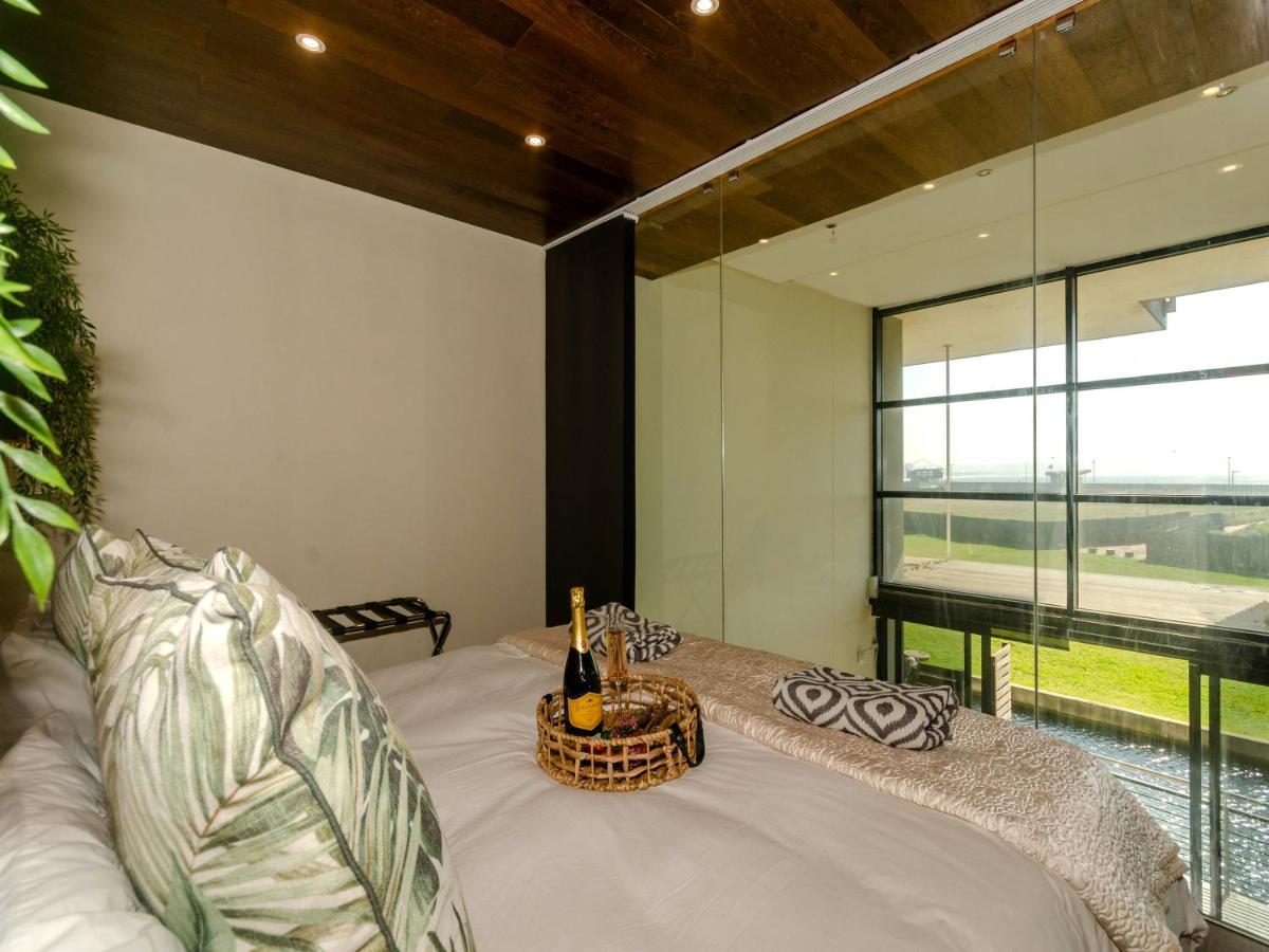 Quayside Waterfront Apartment دوربان المظهر الخارجي الصورة